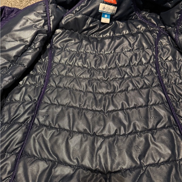 Columbia Woman's Purple Packable Puffer Jacket size XL - Picture 6 of 7